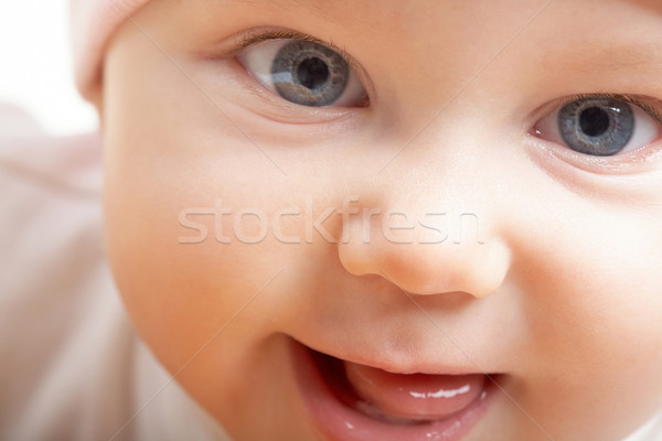 [[stock_photo]]: Cute · enfant · visage · adorable · bébé · regarder