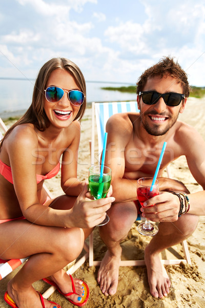 Nyár pirítós nyugodt fiatal szerelmespár italok Stock fotó © pressmaster