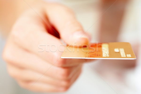 Foto stock: Cartão · mão · humana · cartão · de · crédito · negócio