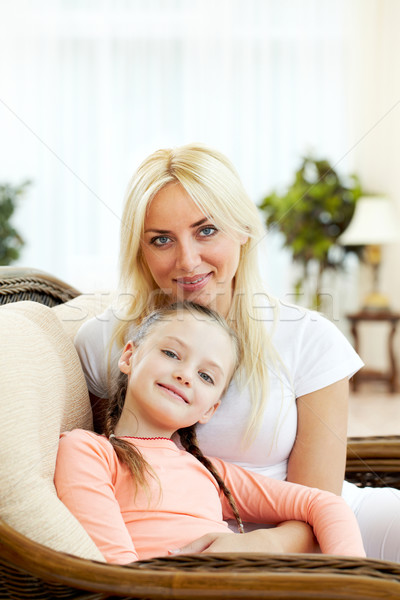 Unión retrato feliz madre hija Foto stock © pressmaster