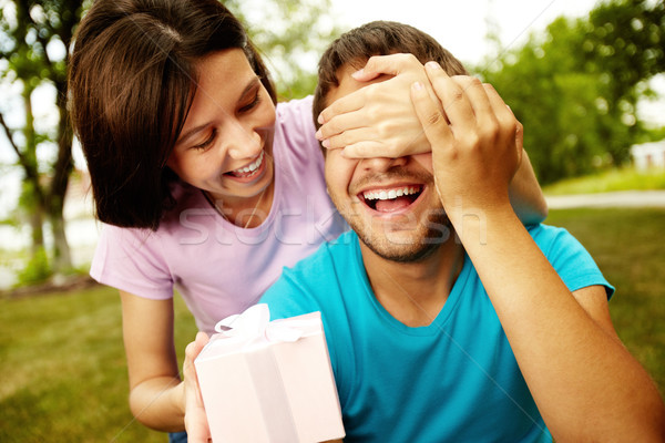 Stockfoto: Geschenk · vriendje · meisje · aanwezig · man · natuur