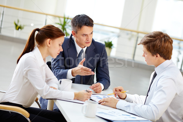 Foto stock: Idéias · maduro · líder · da · equipe · motivar · jovem · empregado