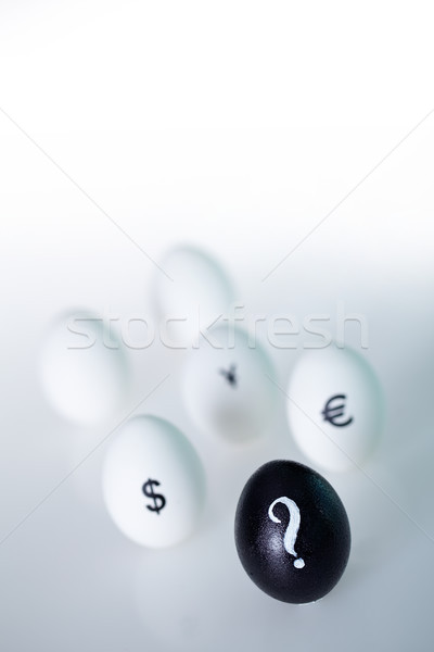 未知 領導者 圖像 黑色 雞蛋 問號 商業照片 © pressmaster
