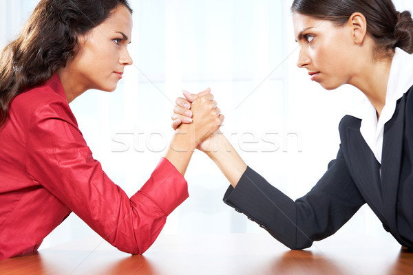 Vrouwen worstelen profiel twee vrouwen armen business Stockfoto © pressmaster
