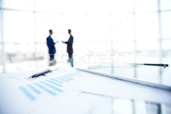 Business document and pen Stock photo © pressmaster