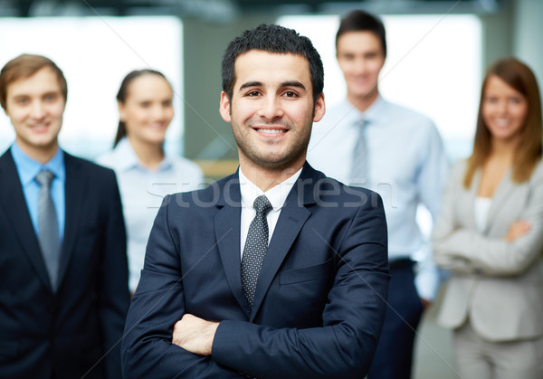 Líder grupo amigável masculino Foto stock © pressmaster
