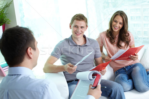 Winstgevend manager vrolijk klanten bespreken verzekering Stockfoto © pressmaster