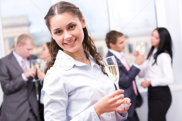 Foto stock: Feliz · hermosa · femenino · champán · mirando