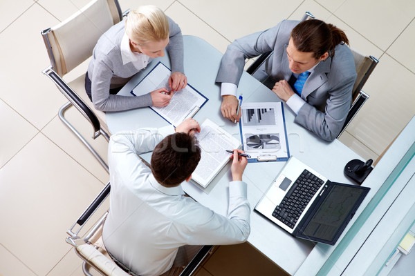 Gespräch Business-Team Sitzung Tabelle Büro Stock foto © pressmaster
