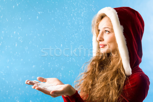 [[stock_photo]]: Noël · chutes · de · neige · portrait · joli · fille · neige