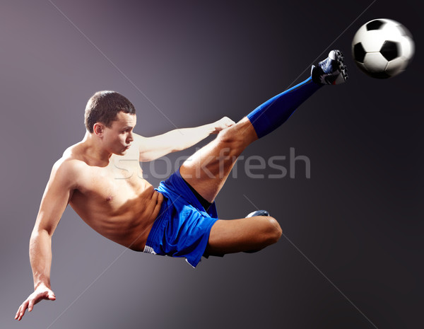 Rúgás profi sportoló futballabda futball sport Stock fotó © pressmaster