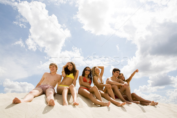 Tatil görüntü gençler rahatlatıcı kadın plaj Stok fotoğraf © pressmaster