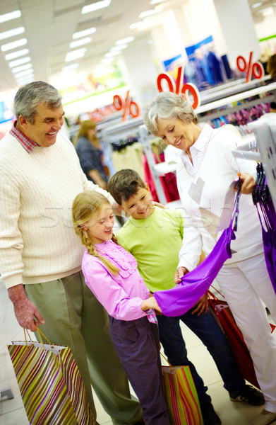 Stok fotoğraf: Aile · alışveriş · merkezi · portre · mutlu · dedesi · torunlar