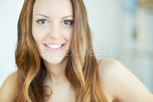 Belleza natural retrato jóvenes encantador dama mirando Foto stock © pressmaster