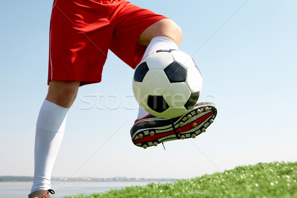 Activitate orizontala imagine minge de fotbal cer fotbal Imagine de stoc © pressmaster