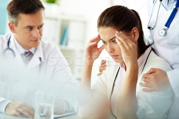 Stockfoto: Hoofdpijn · portret · vrouw · aanraken · medische · personeel