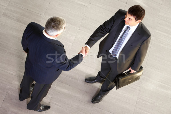 üzlet megállapodás kilátás kettő üzletemberek férfi Stock fotó © pressmaster