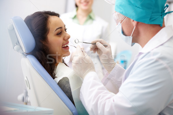 Сток-фото: рот · довольно · девушки · сидят · стоматолога · женщину