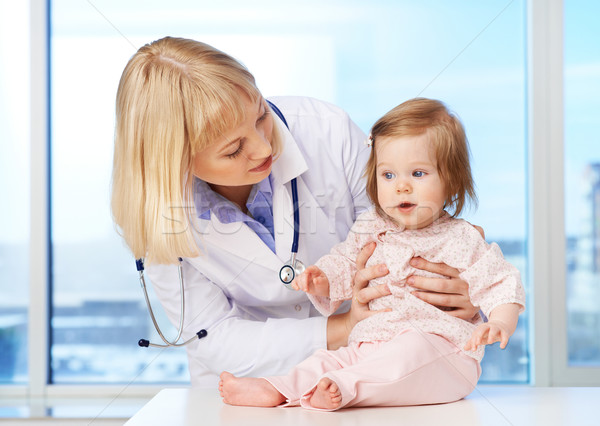 Kinderbetreuung Porträt Kinderarzt Aufnahme Pflege Baby Stock foto © pressmaster