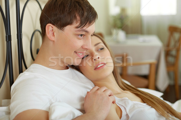 Matin amoureuse couple détente lit femme [[stock_photo]] © pressmaster