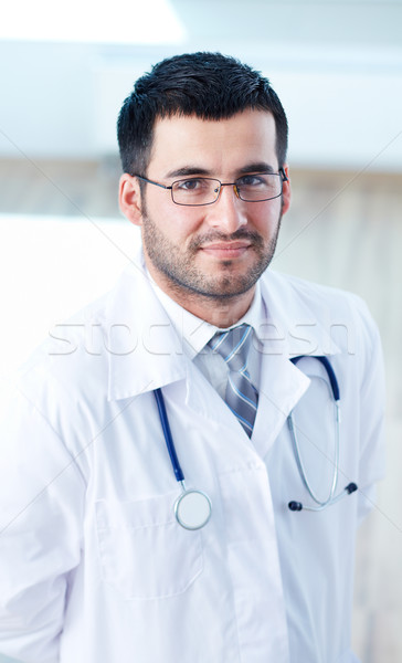 Zdjęcia stock: Młodych · lekarz · portret · poważny · lekarza · stetoskop