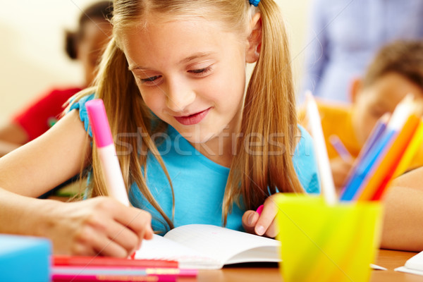 Foto stock: Menina · desenho · retrato · lição · feliz