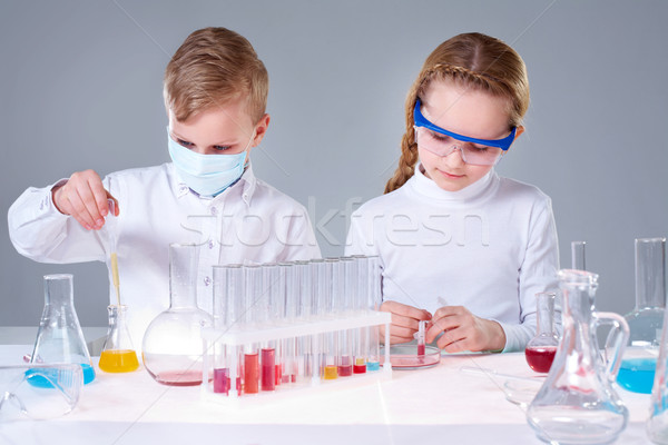 Wenig Experten zwei Kinder chemischen Stock foto © pressmaster