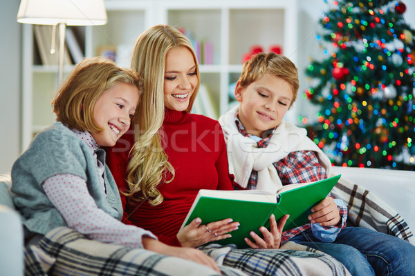 Lecture fée portrait jolie femme deux enfants [[stock_photo]] © pressmaster