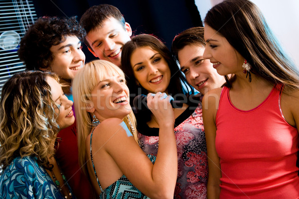 Karaoke buli hat ember hallgat énekel barátnő Stock fotó © pressmaster