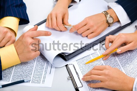 Teamarbeit Bild Geschäftsleute Business Papier Hand Stock foto © pressmaster