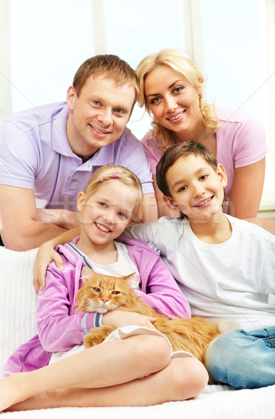 Stock foto: Familie · Haustier · jungen · vier · Katze · Sitzung