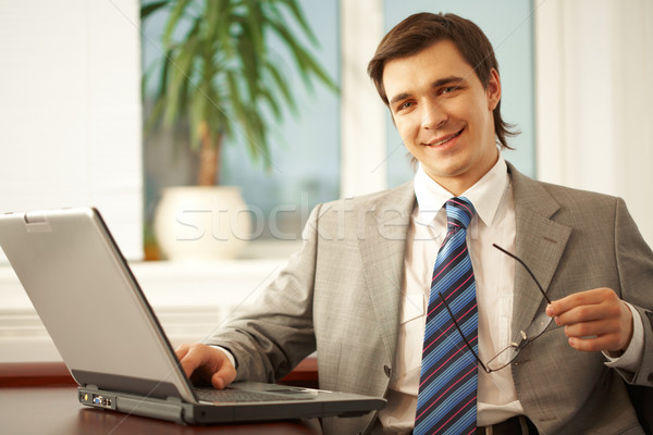 Foto stock: Homem · retrato · empresário · óculos · olhando · câmera