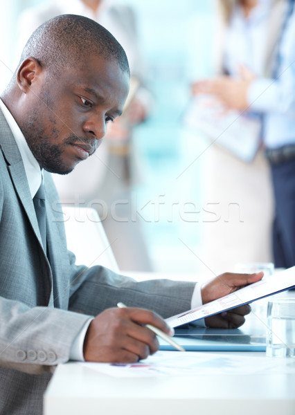 Business concentratie verticaal afbeelding ernstig zakenman Stockfoto © pressmaster