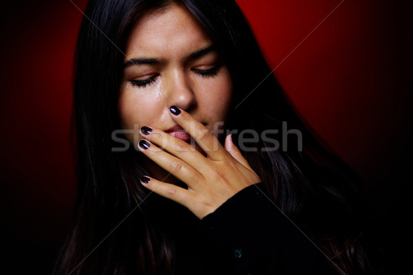 哭泣 女孩 肖像 年輕的女孩 黑暗 模型 商業照片 © pressmaster