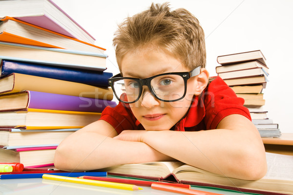 Smart jongeling bril hoofd Open boek naar Stockfoto © pressmaster