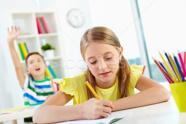 Mädchen Arbeitsplatz Porträt Zeichnung Schulfreund Studenten Stock foto © pressmaster