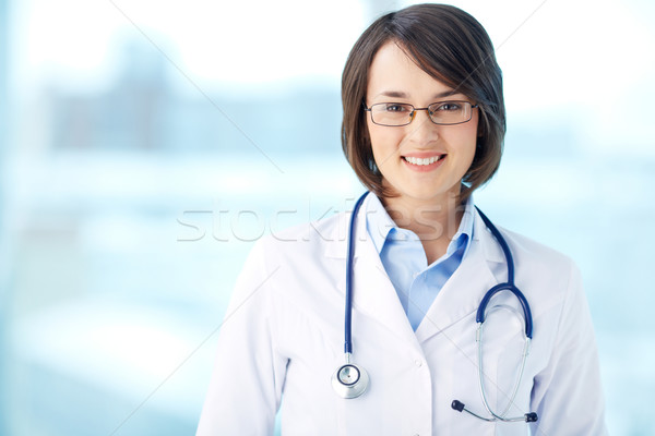 Medycznych pracownika portret młodych pozytywne nastawienie lekarza Zdjęcia stock © pressmaster