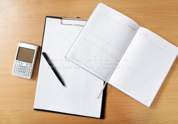 Afaceri obiecte imagine la locul de muncă hârtie Notepad Imagine de stoc © pressmaster