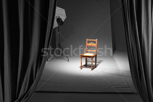 Stoel verlicht nostalgisch houten stoel studio licht Stockfoto © prill