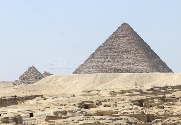 Pirâmide deserto cenário em torno de giza Egito Foto stock © prill