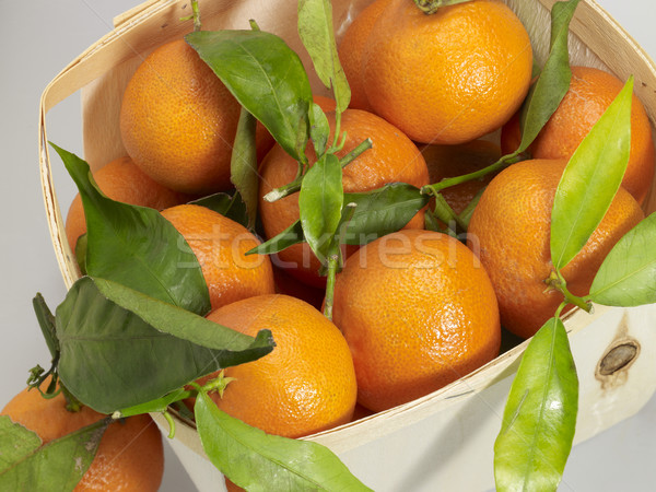 Caisse orange fruits organique bois alimentaire [[stock_photo]] © prill