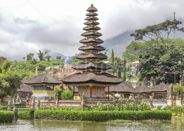 Agua templo bali Indonesia jardín montana Foto stock © prill