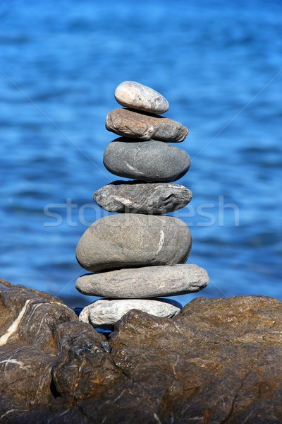 Equilibrado piedras sol naturaleza verano océano Foto stock © pterwort