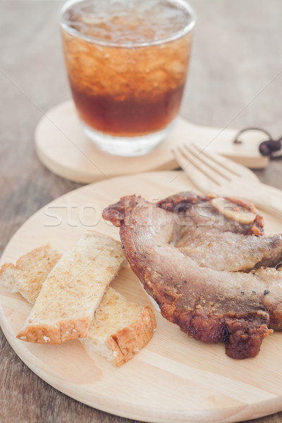 Carne di maiale bistecca legno piatto stock foto Foto d'archivio © punsayaporn