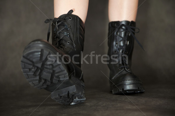 Pies negro cuero ejército botas zapatos Foto stock © pzaxe