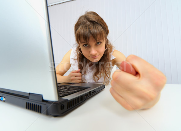 бухгалтер грубый жест женщину ноутбука Сток-фото © pzaxe