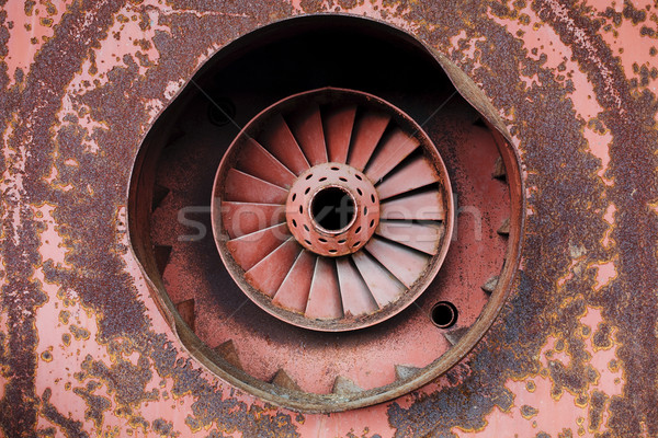 Velho enferrujado turbina metal Foto stock © pzaxe