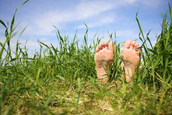 Mezítláb fű személy égbolt természet nyár Stock fotó © pzaxe