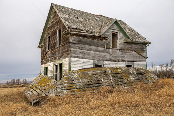 Foto stock: Abandonado · fazenda · casa · pradaria · grama