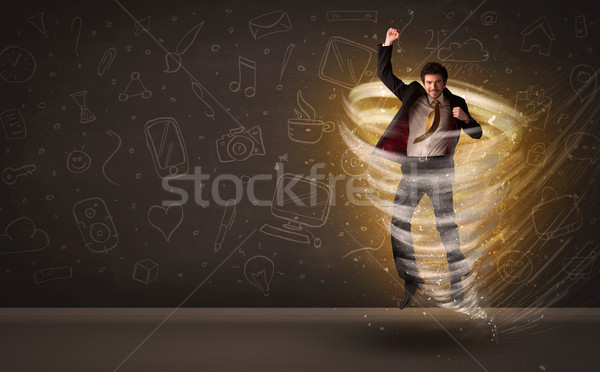 商業照片: 快樂 · 商人 · 跳躍 · 龍捲風 · 棕色 · 業務